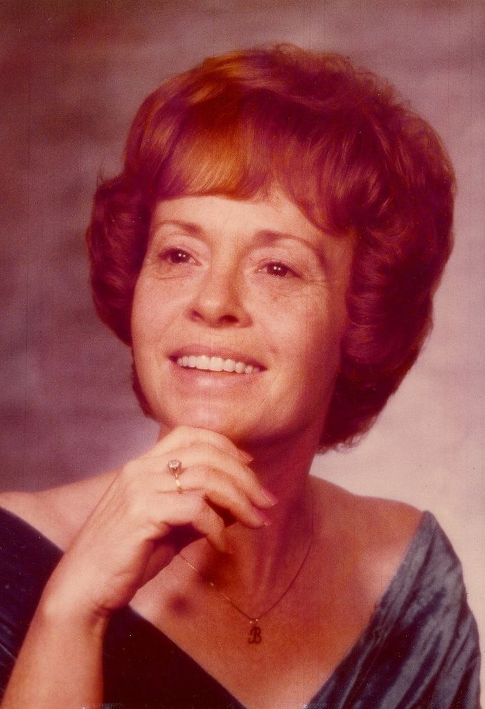 Betty Lee Devins Profile Photo