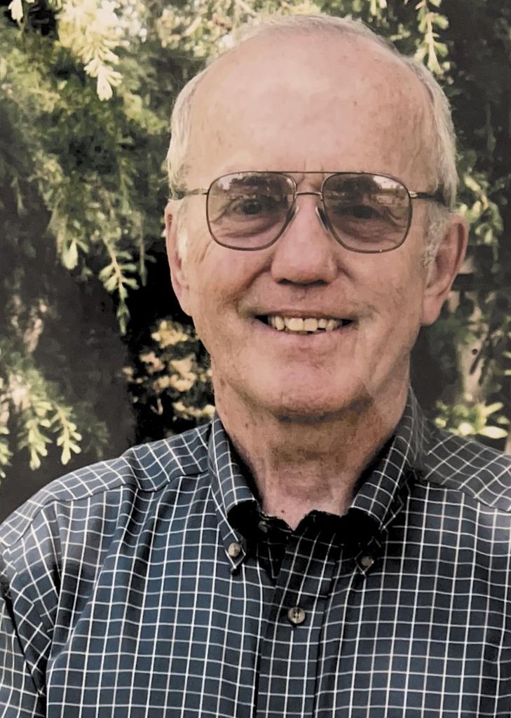 Warren Dewitt Fox Profile Photo