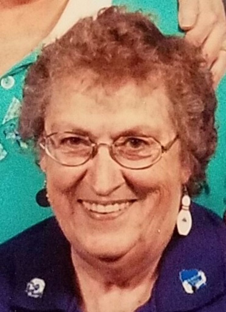 Shirley Lee Profile Photo