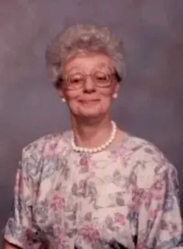 Patty Lowe Profile Photo