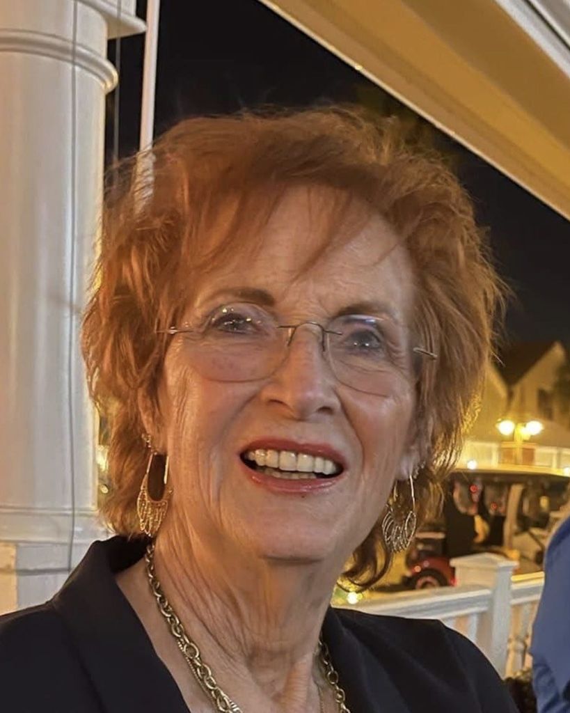 Elizabeth Louise Hopper Profile Photo