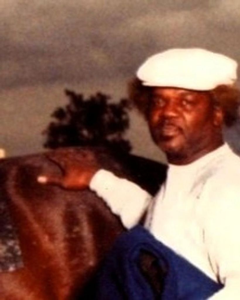 Robert Thompson Profile Photo