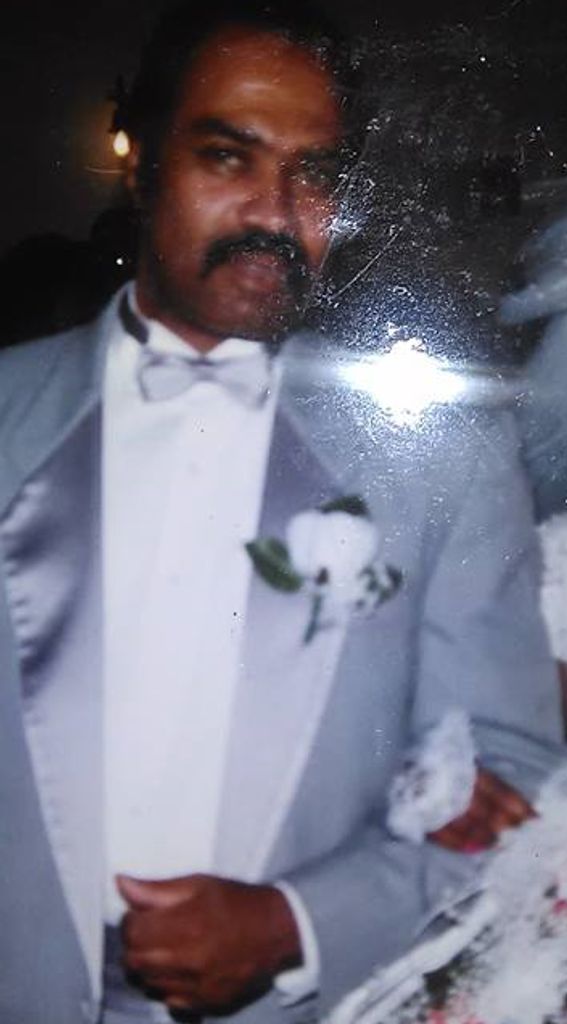 Charles Gant Averett Profile Photo