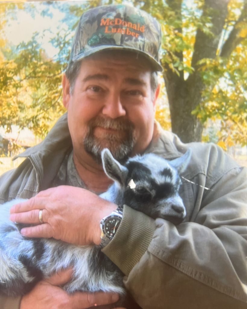 Robert Micheal "Mike" Stoudt Profile Photo