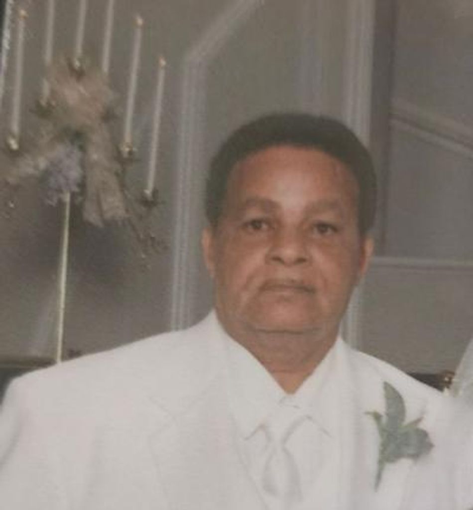 Alexander Robinson Profile Photo