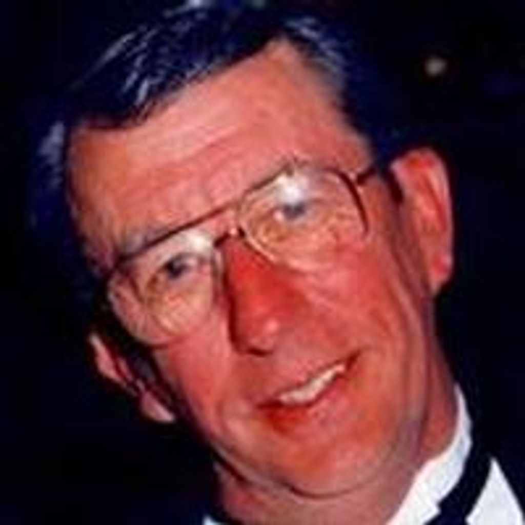 Lynn  R. DeFries