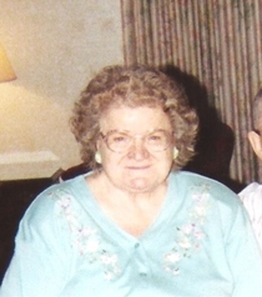 Phyllis Mae (Brown)  Bloom