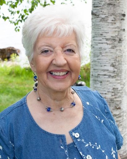 Barbara Louise Lyons's obituary image