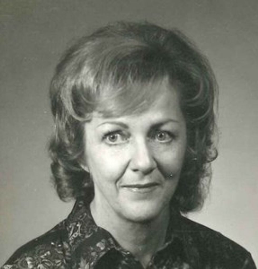 Jeanne (Hallewell) Hagen