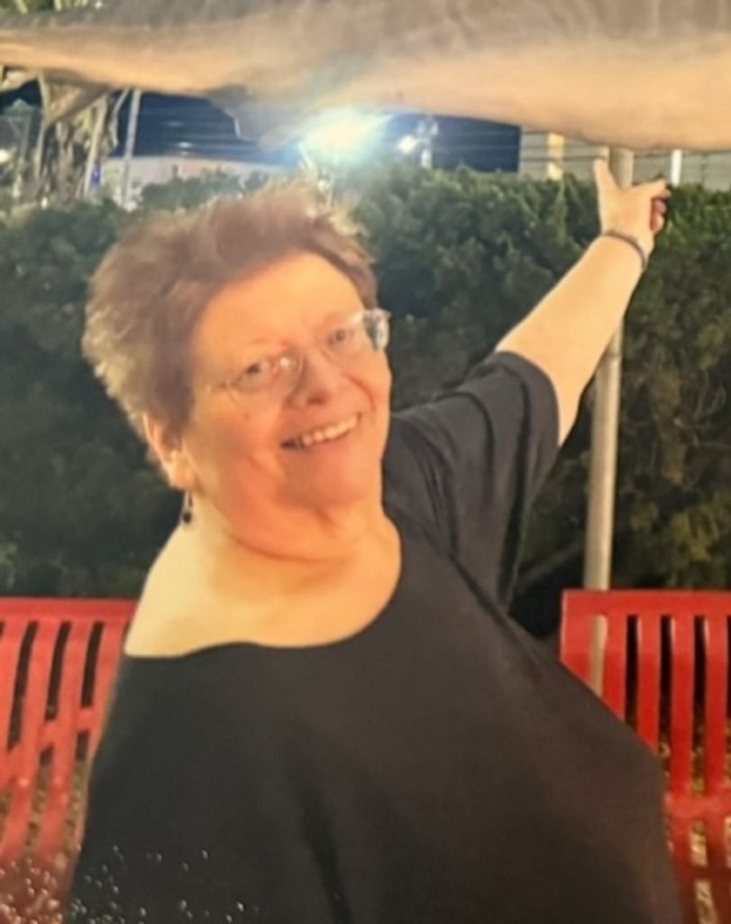 Linda Lee Green