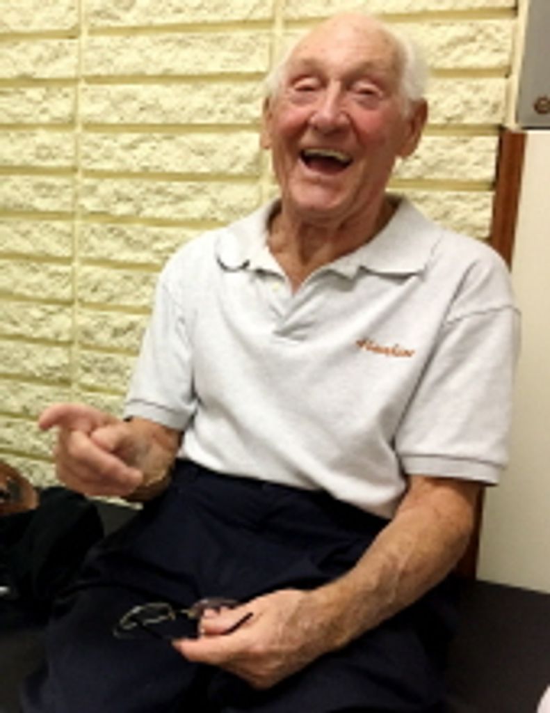 Desmond  Roberts