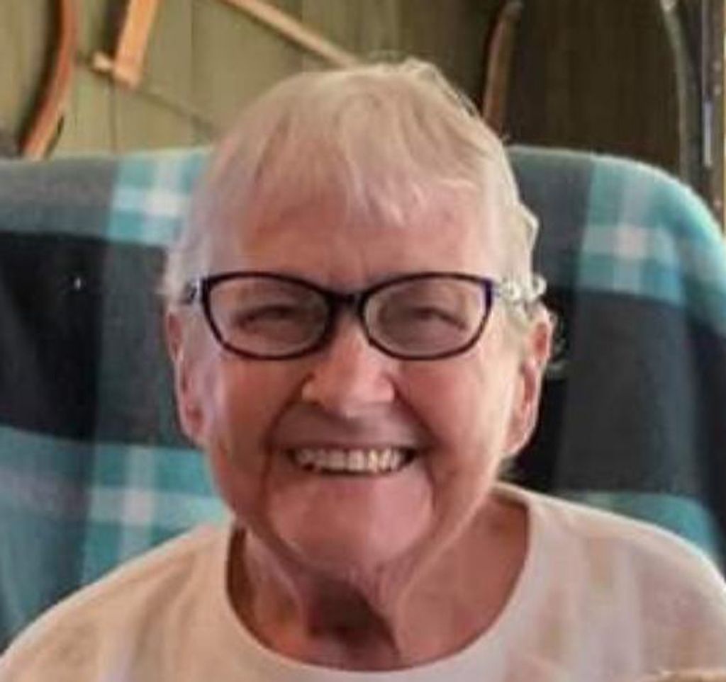 Lois J. (Michel) Greiner