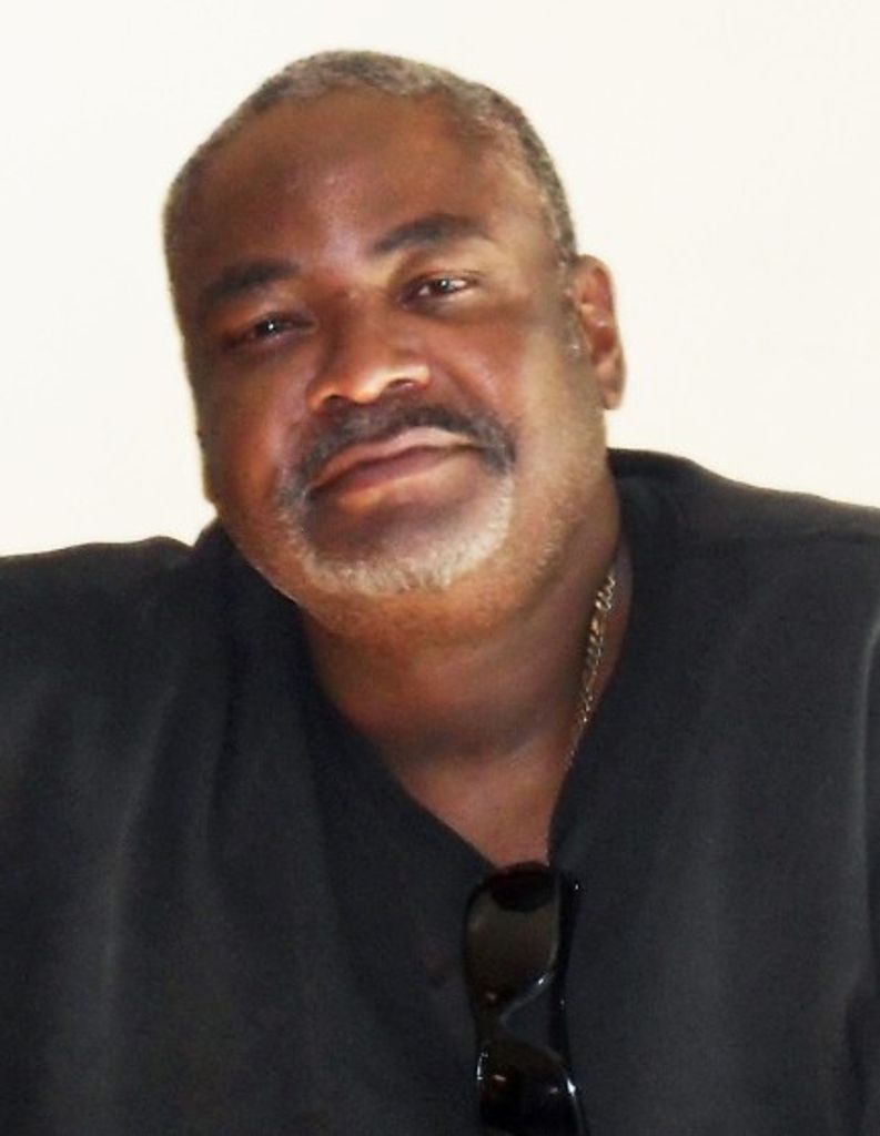 Oscar Leon Mayhue, Jr. Profile Photo