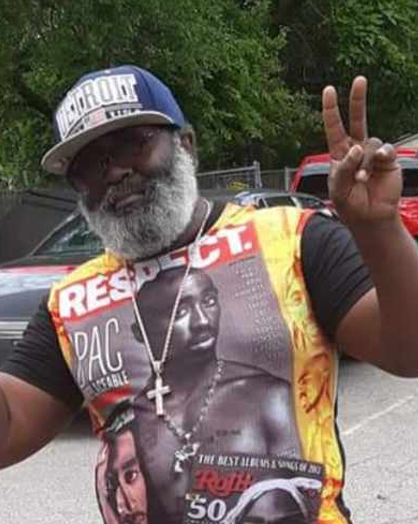 Robert Earl "Blue" Jones  (Lansing)