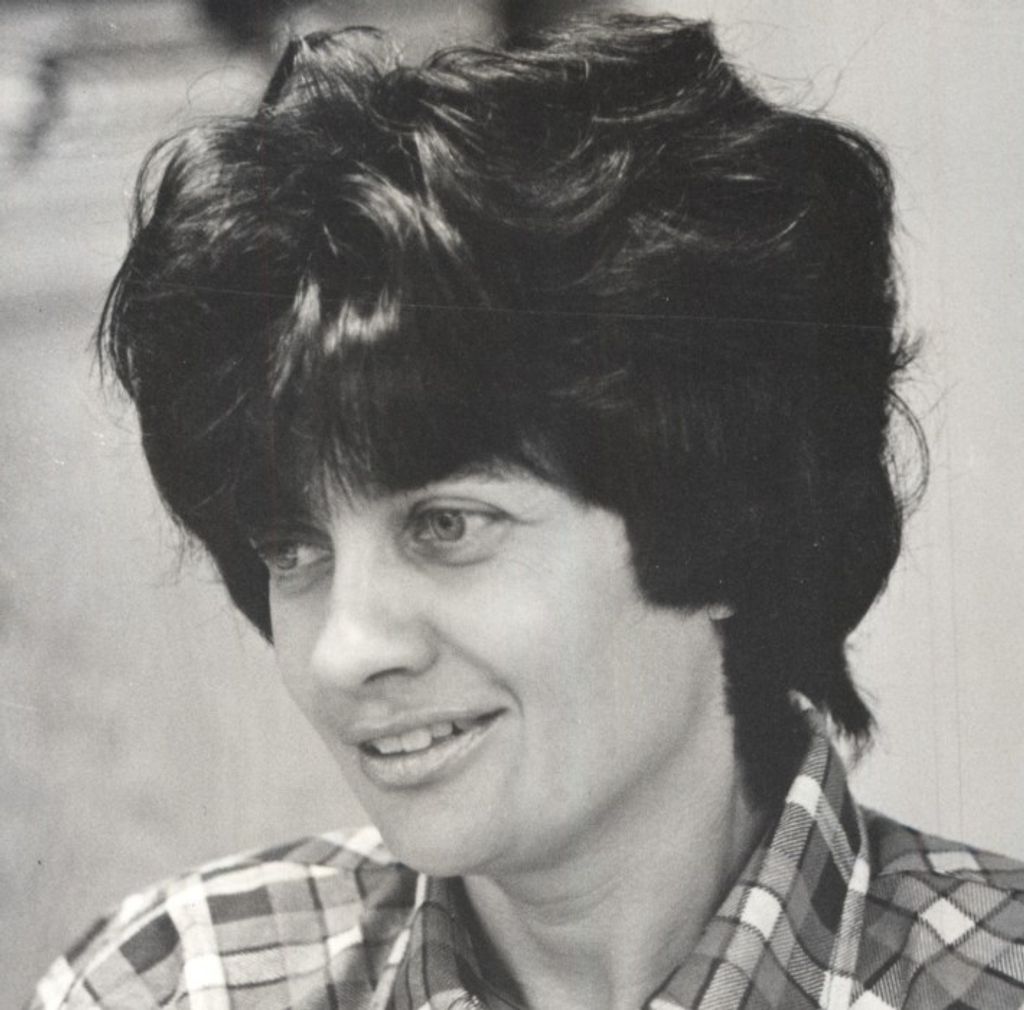 Evelyn S Cowan