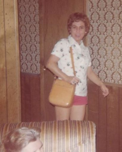Donna Moree Webb photo gallery thumbnail 31 of 48