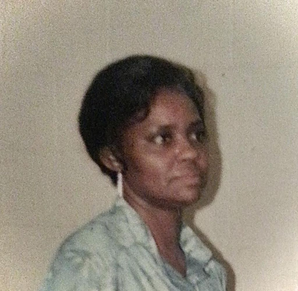 Lois Lykes Profile Photo