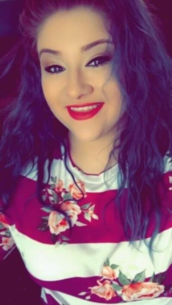 Taylor Christina Carnes Profile Photo