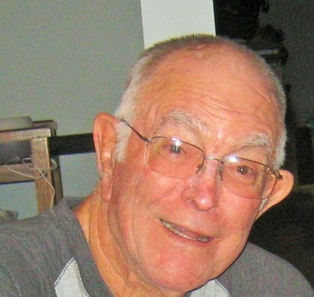 Robert "Bob" Wayne Mcentee