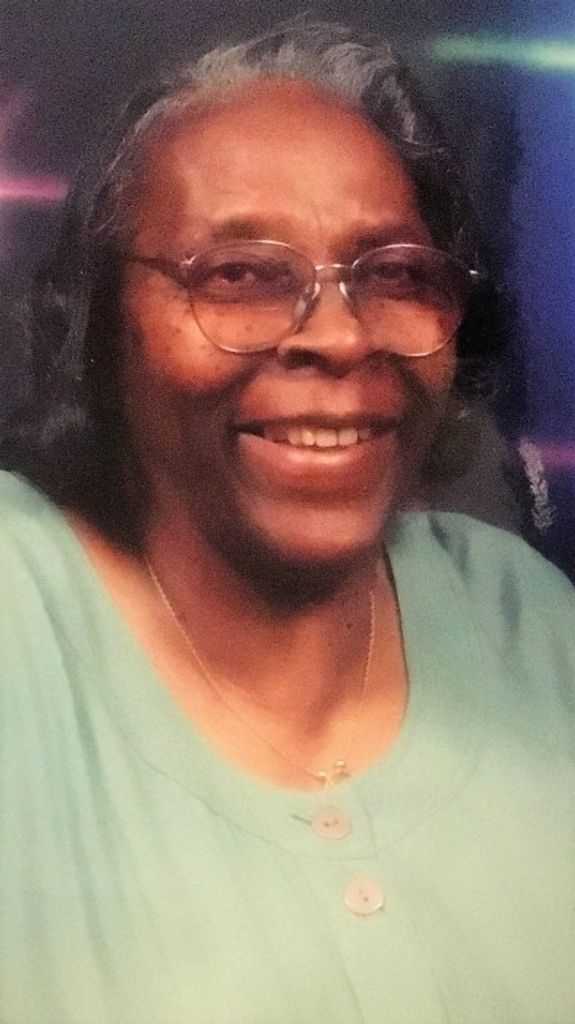 Clara Lincoln Profile Photo