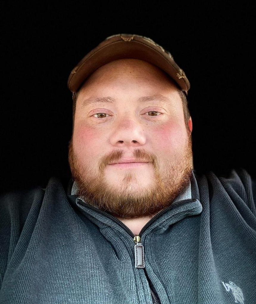 Aaron Charles Leggett Profile Photo