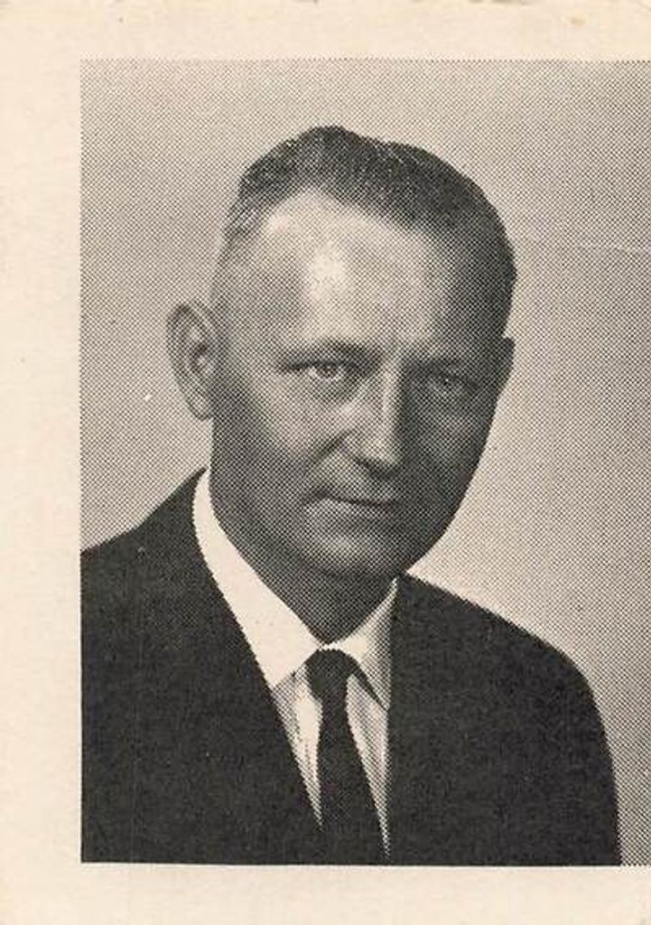 Howard Andrew Larson