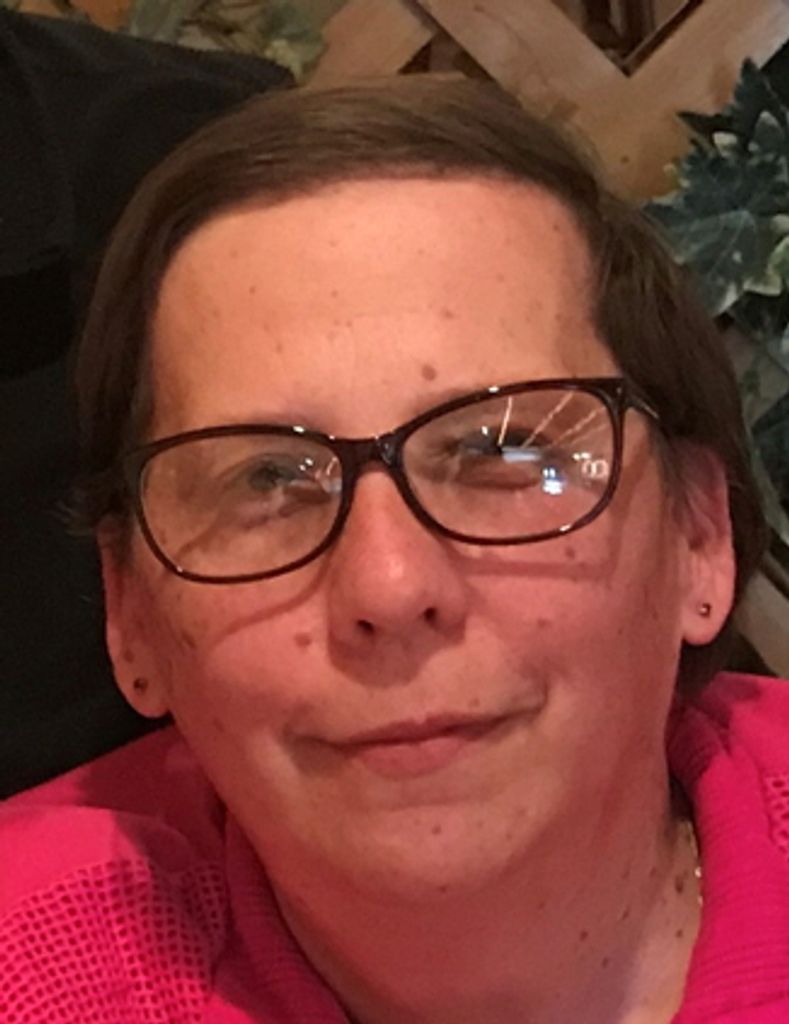Holly Nunn Profile Photo
