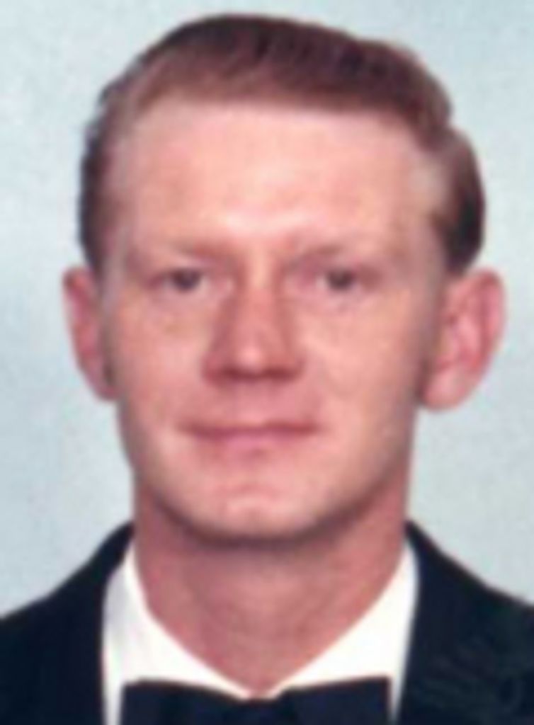 Robert L. Biddlecombe