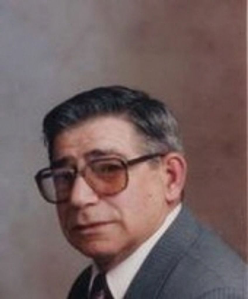 Raymond Ealy