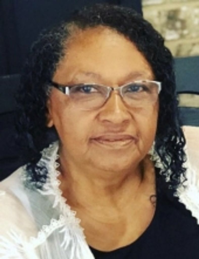 Geraldine Davis Profile Photo