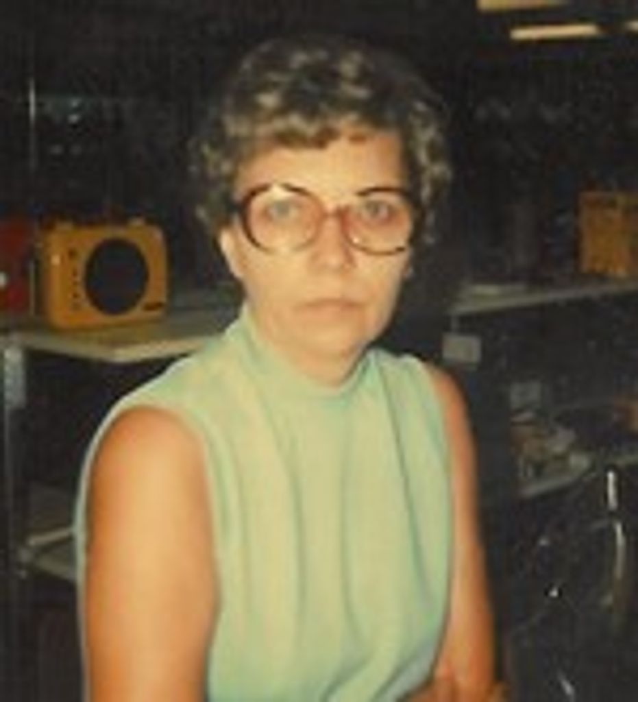 Alvia Mattox Robertson