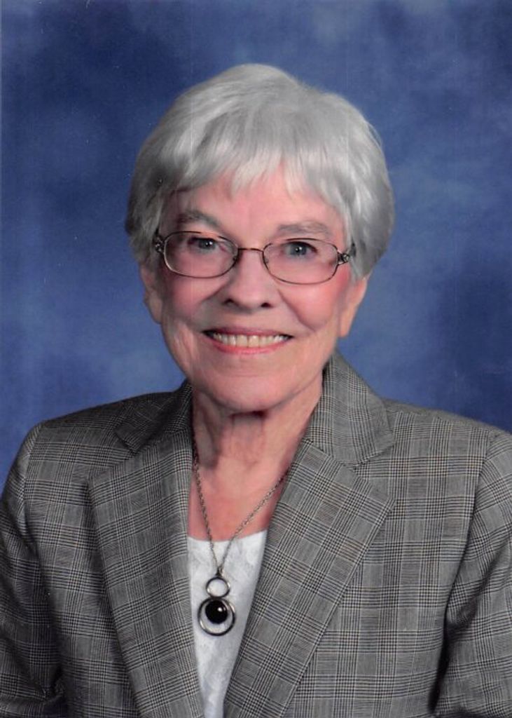 Roselyn "Roz" Lucile Luff