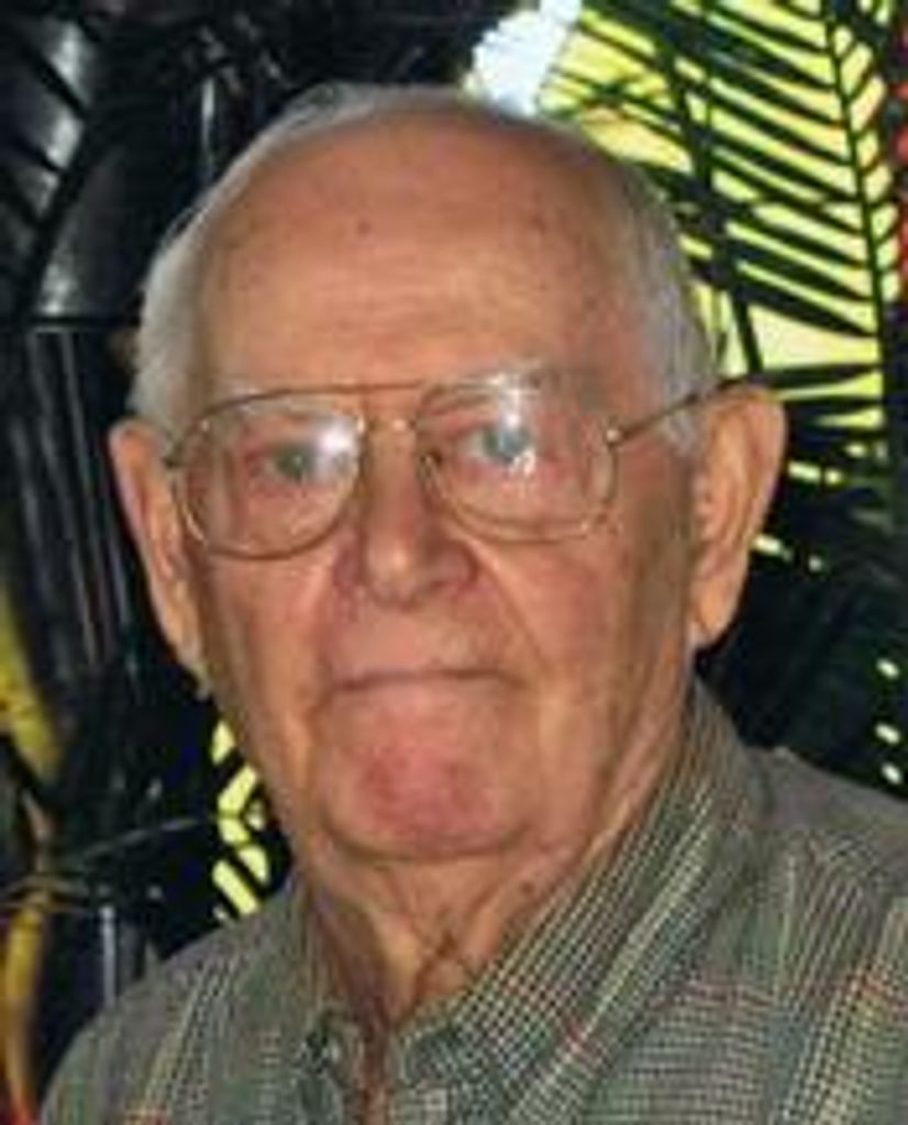 Don "Grizzly" R. Smith