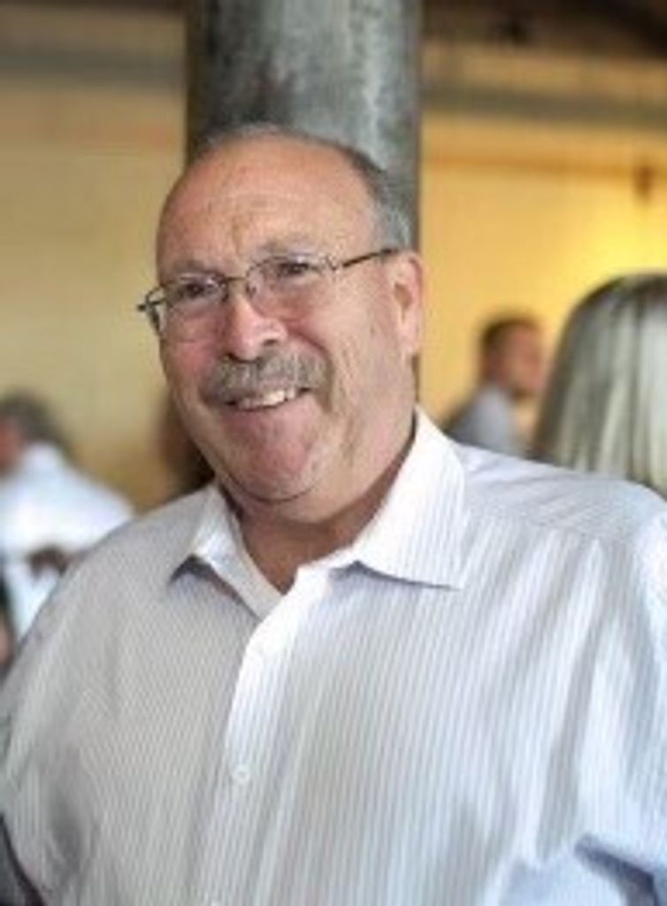 Robert Harold "Hal" Larson Jr. Profile Photo