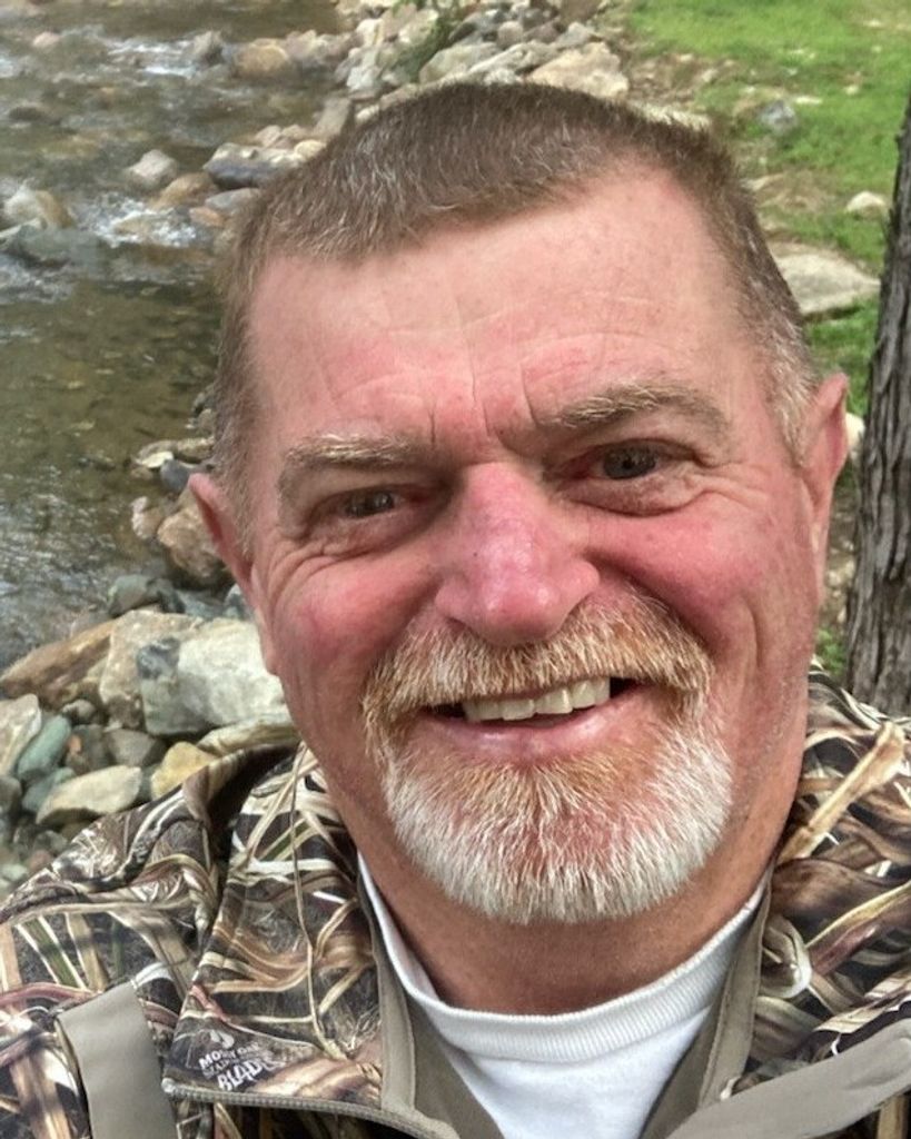 Thomas Ray Bass Profile Photo