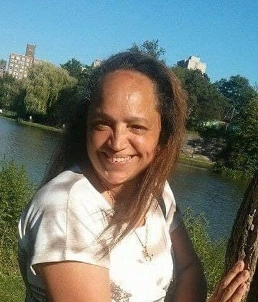 Sharon Albino Davila