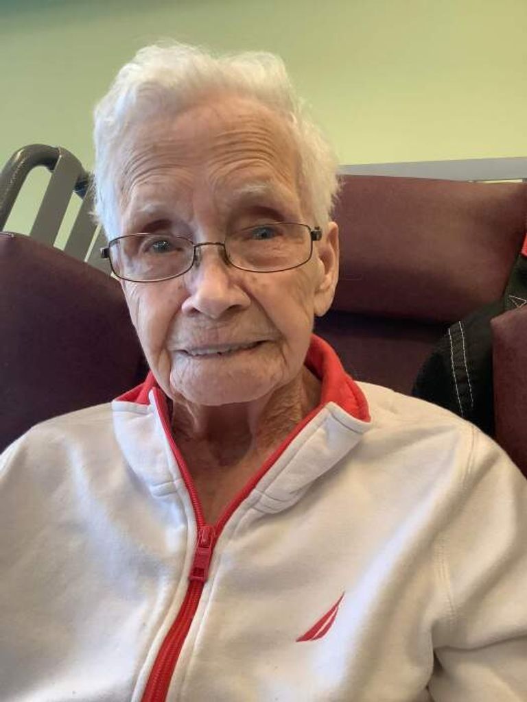 Maurine (Matthews)  Mcfee