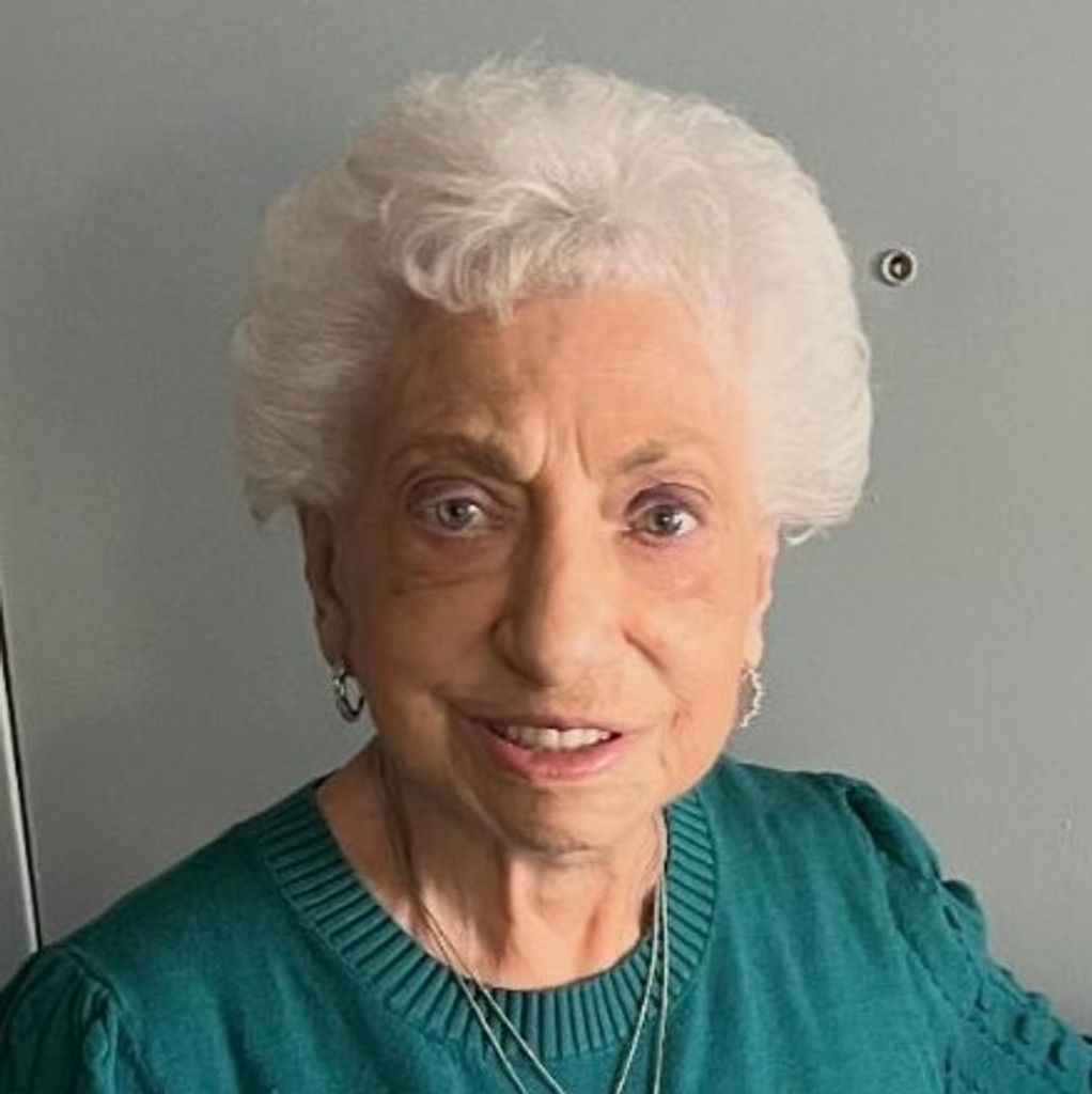 Rose Marie Maceno Profile Photo