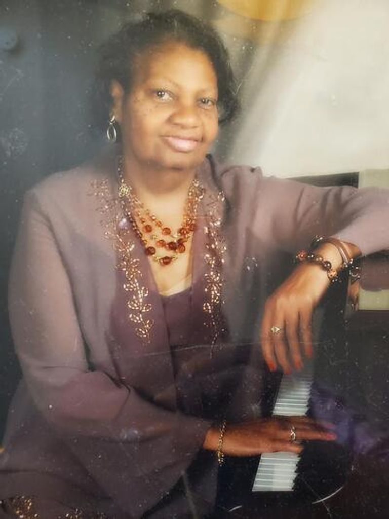 Arlene Ellis Profile Photo