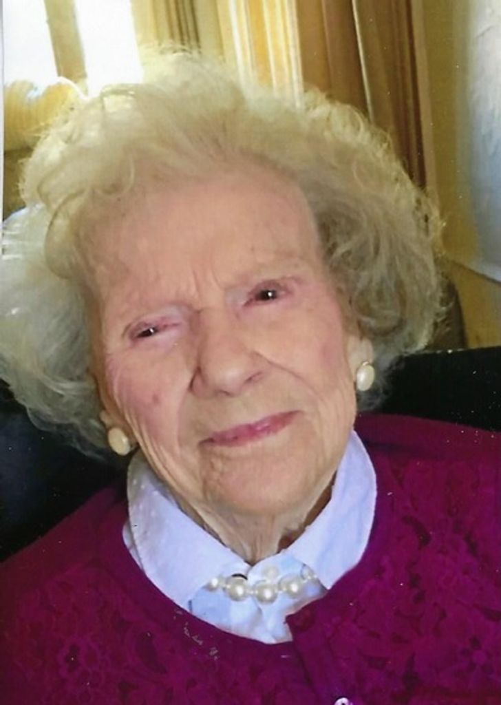 Elizabeth "Betty" Lefere (Solon)