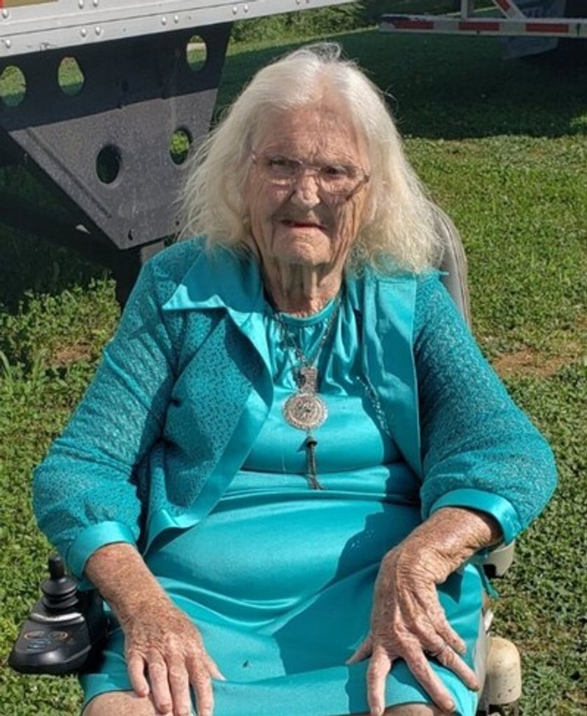 Maggie Young Profile Photo
