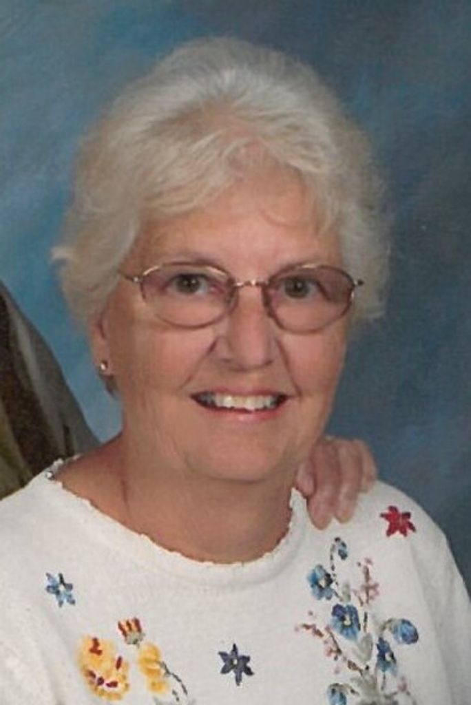 Betsy Pederson-Hill Profile Photo