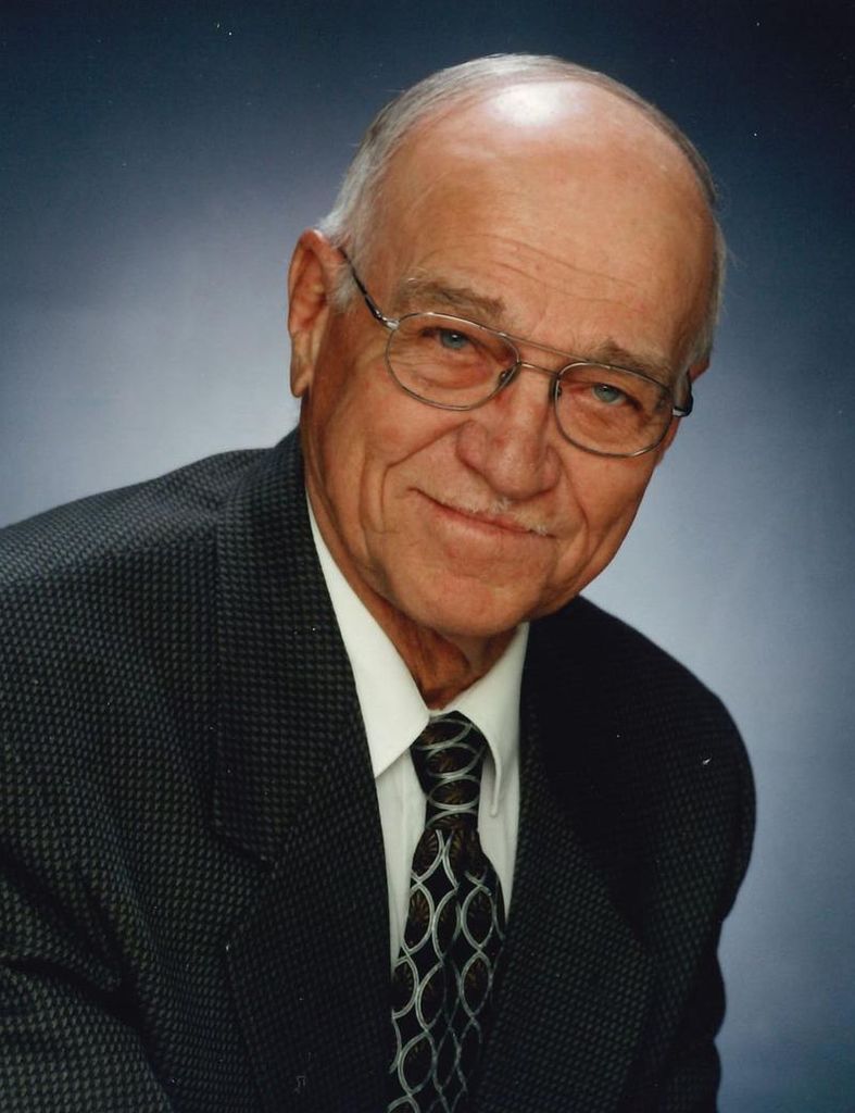 Leroy Mages Profile Photo