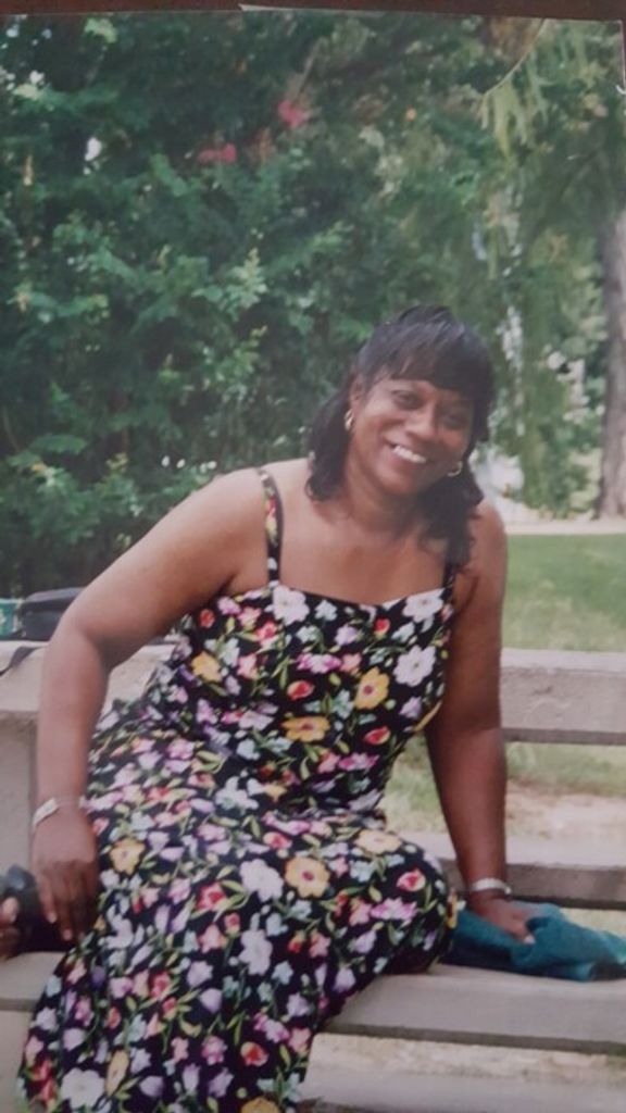 Shirley Flint-White