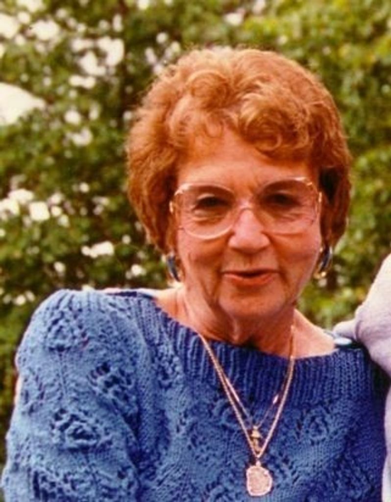 Estelle Purinton Profile Photo
