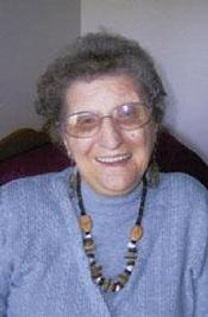 Jeanette "Jeanie" Julia Hopfinger