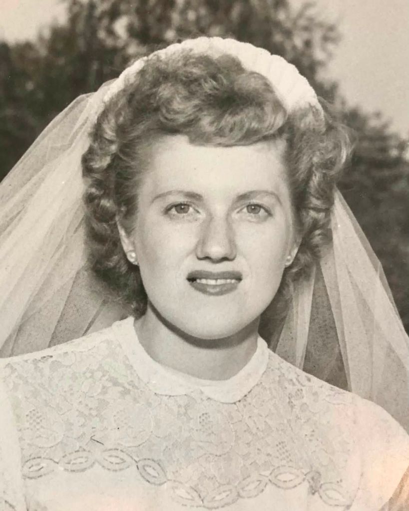 Helen Marie Lavendoski