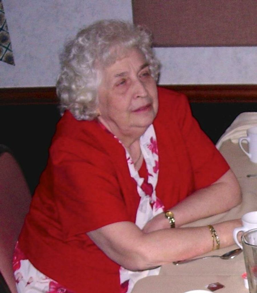 Arlene  Helen Powles