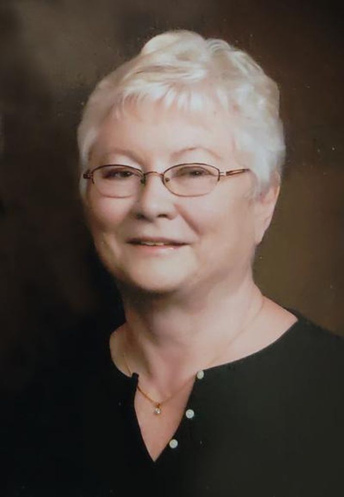 Mary Lou Sanders Profile Photo