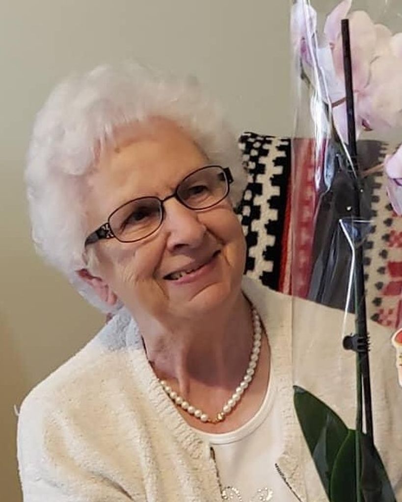Roselyn M. "Rosie" (Thomas) Smith